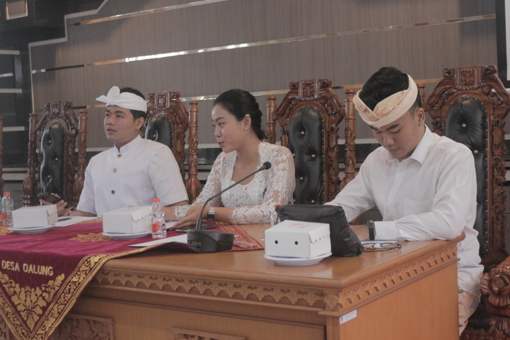 “Pentingnya Kesadaran Potensi Kepariwisataan Lokal” Pembekelan Finalis Jegeg Bagus PorseniDes Dalung Tahun 2023